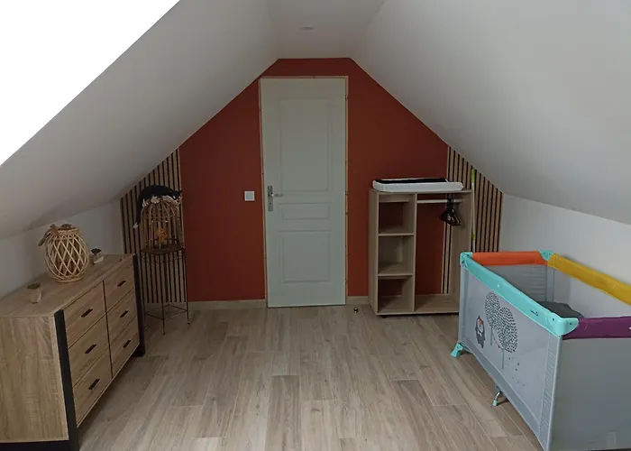 - Le Clos De R&r Hébergement de vacances