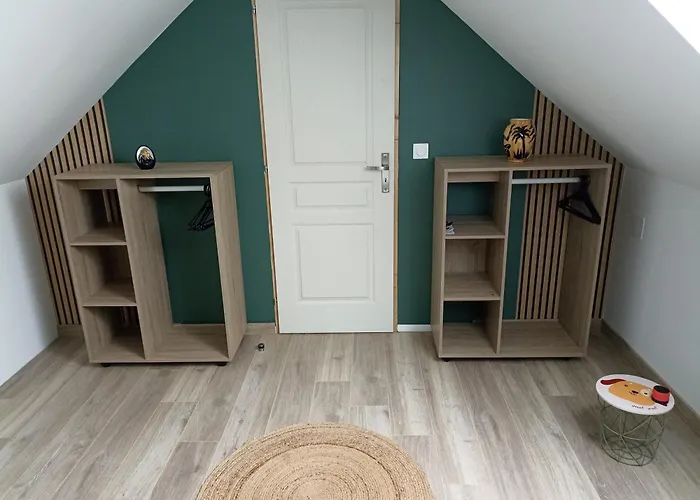 - Le Clos De R&r Hébergement de vacances