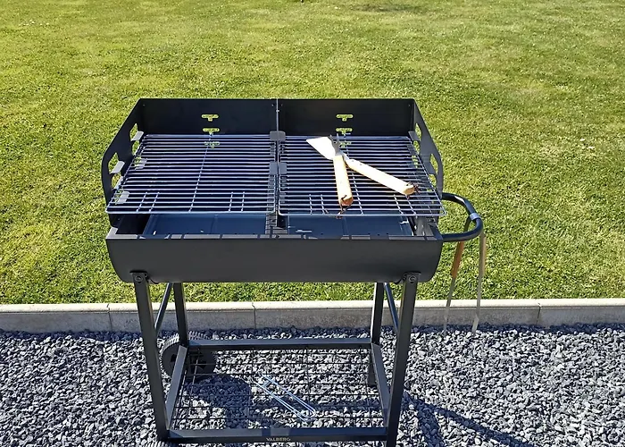 - Le Clos De R&r Hébergement de vacances Cambron